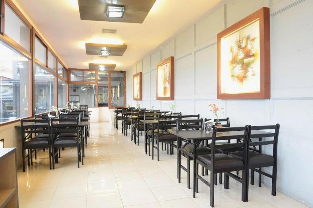 วิลลาเลม่อน Hotel เล็มบัง ภายนอก รูปภาพ
