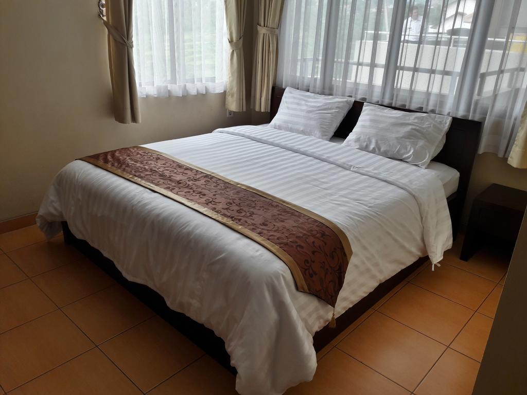 วิลลาเลม่อน Hotel เล็มบัง ภายนอก รูปภาพ